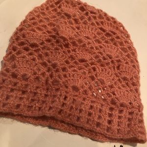 Knitted hat ... peach